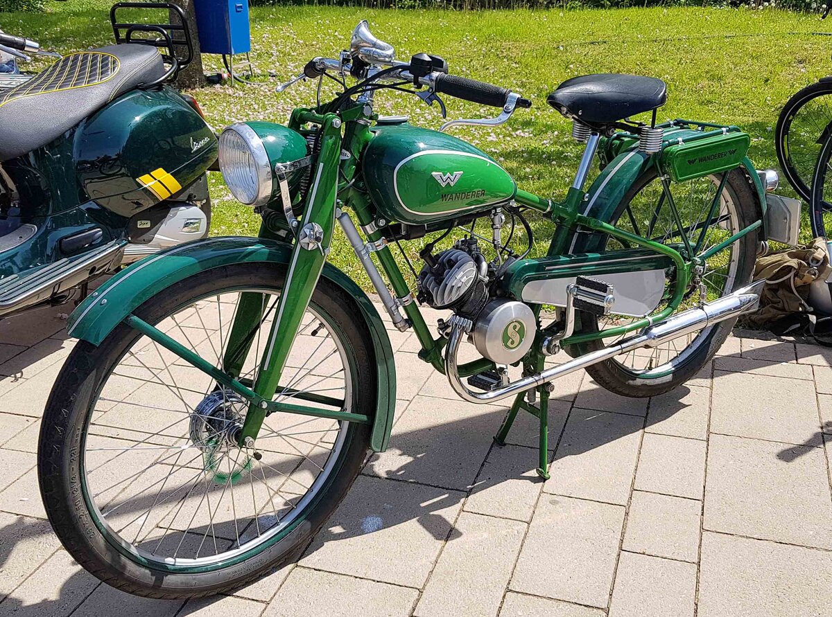 =Wanderer-Motorrad, gesehen bei der Oldtimerveranstaltung in Frankenberg/Eder. Mai 2024