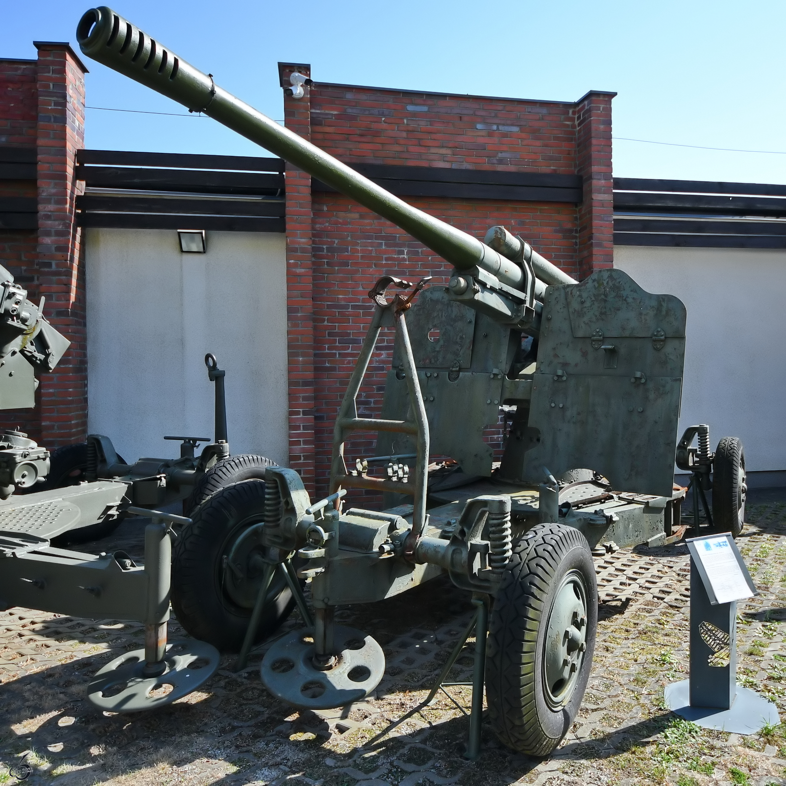 Diese 85-mm-Flugabwehrkanone von Typ M1939 (KS-12) wurde Anfang September 2024 im Museum für Luftverteidigung in Koszalin (Köslin) ausgestellt.