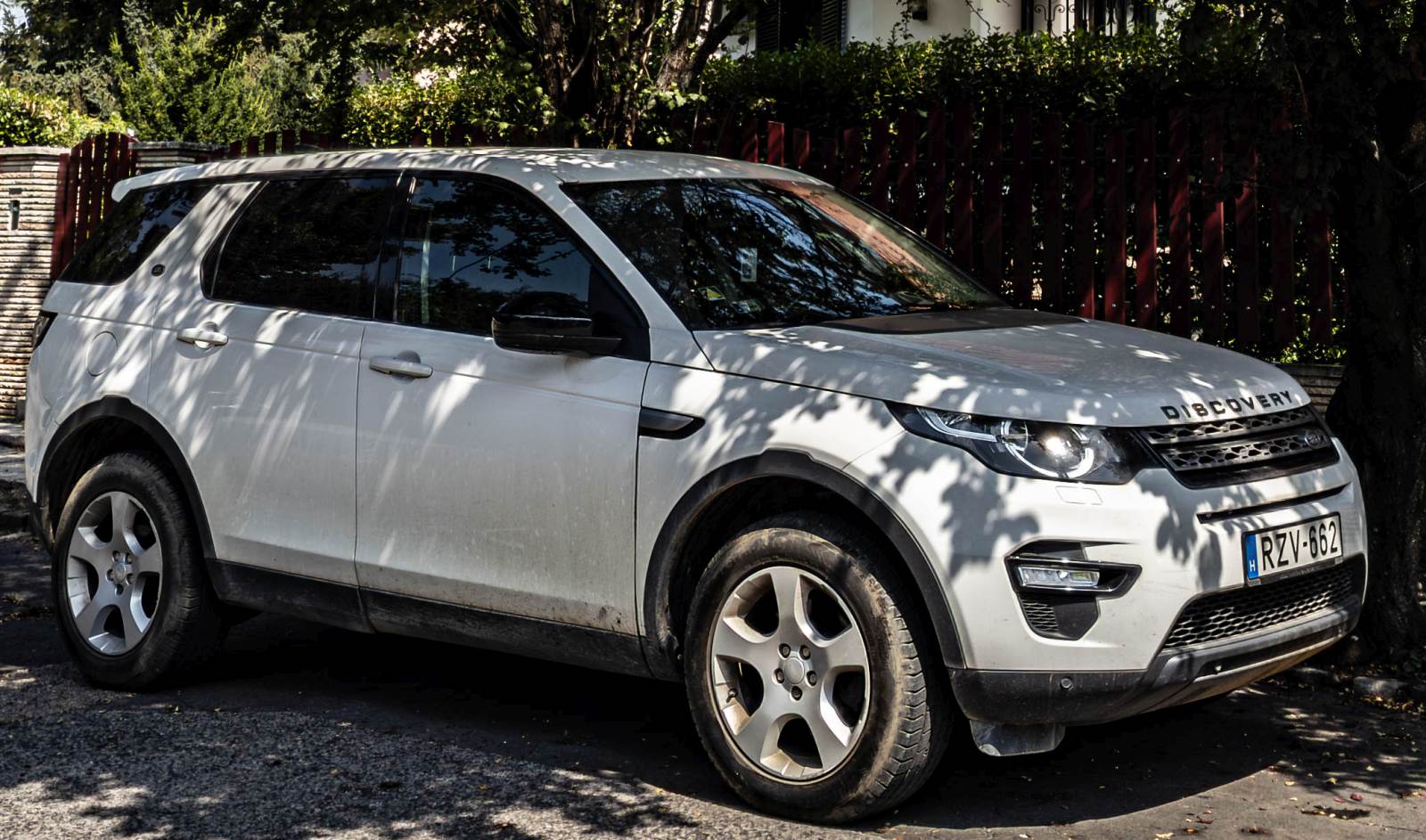 Diese Land Rover Discovery Sport habe ich in Juli, 2024 fotografiert.