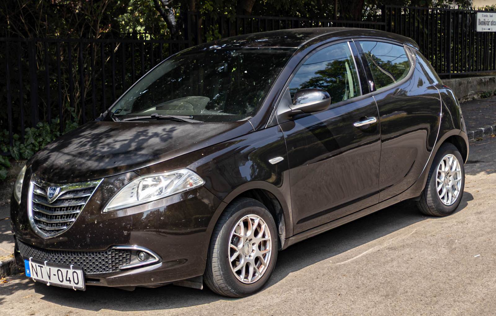 Diesen Lancia Ypsilon (dritte Generation) habe ich in Juli, 2024 gesehen.