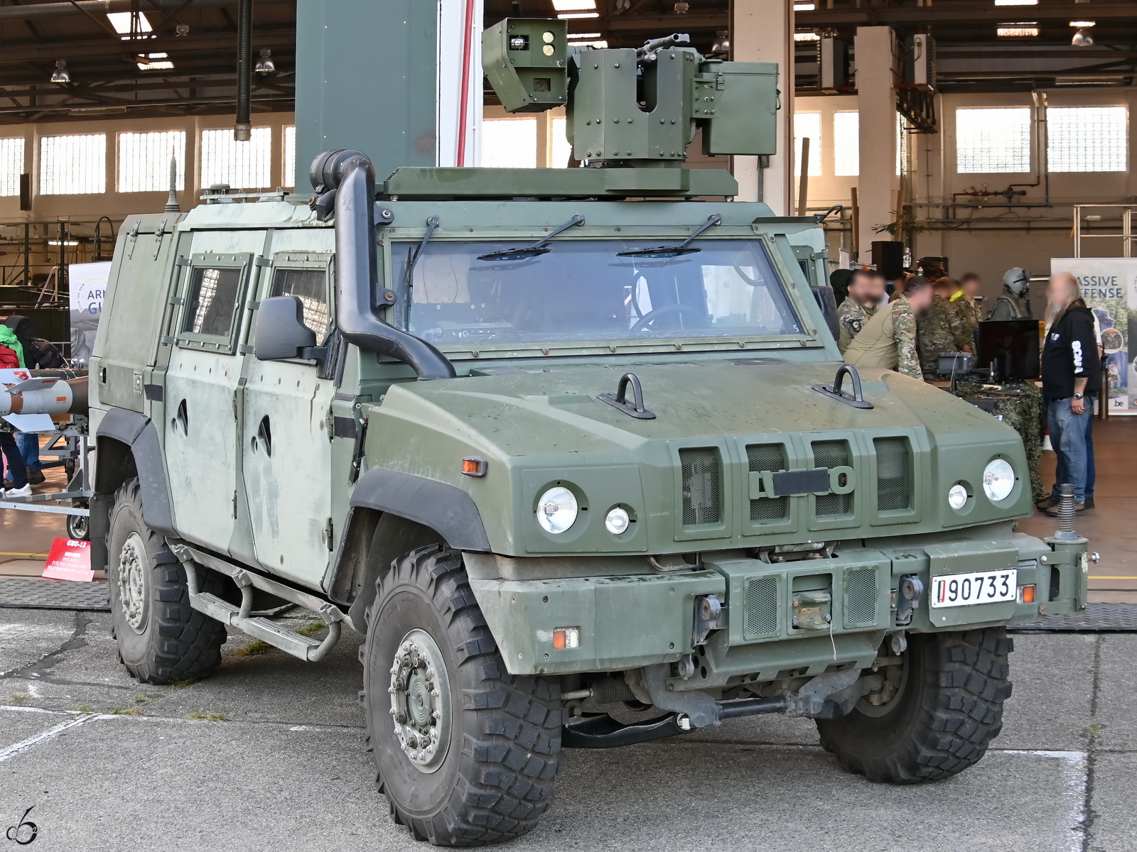 Dieses leichte taktische Mehrzweckfahrzeug Iveco LMV (Light Multirole Vehicle) Lynx SPS (Self-Protection System) war Mitte September 2024 in Kleine-Brogel ausgestellt.