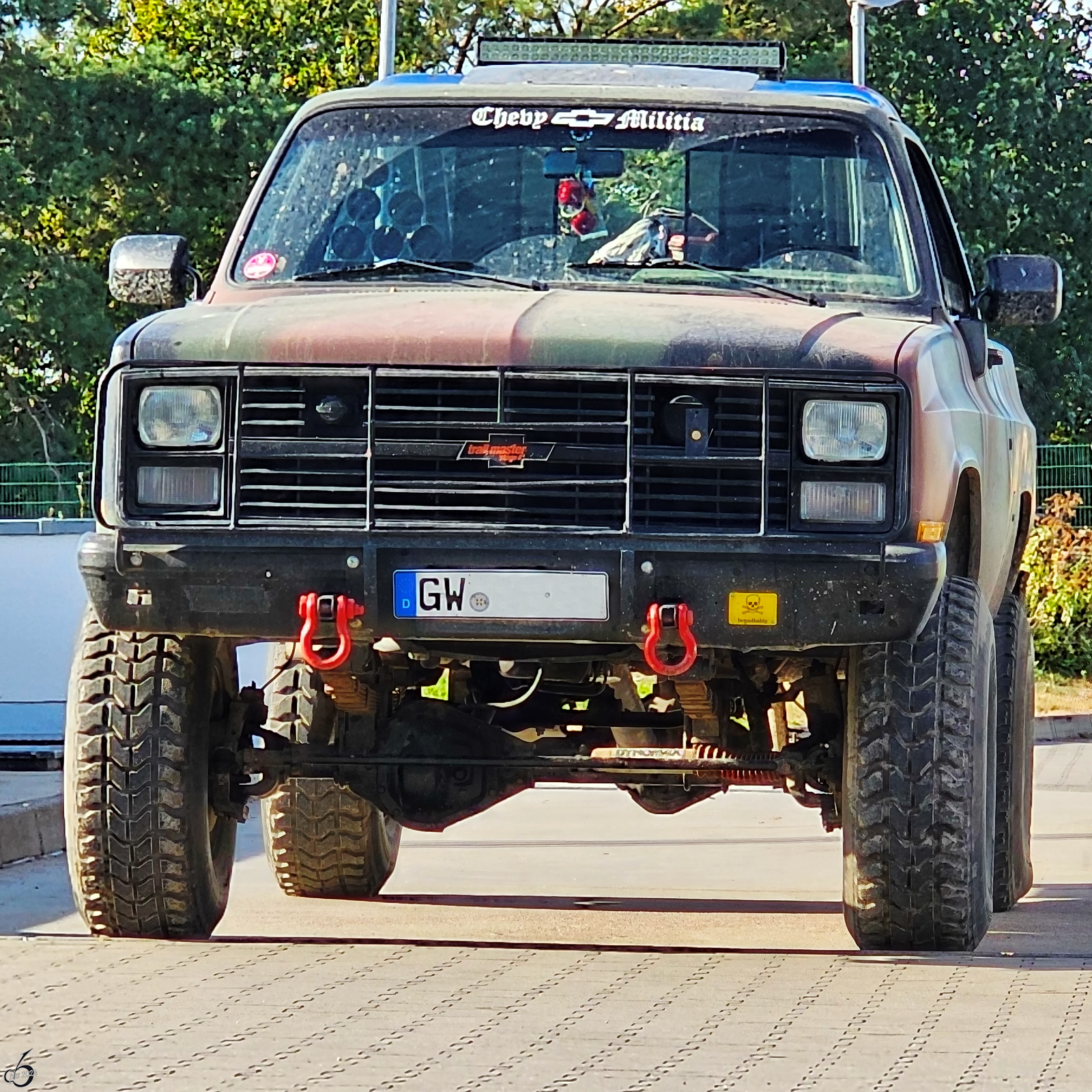 Ein Chevrolet K10 Pickup-Truck, so gesehen im September 2024 in Gützkow.