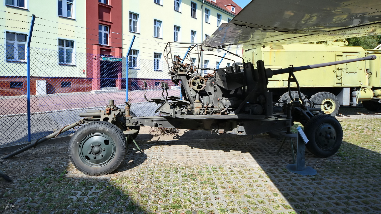 Hier zu sehen eine 57-mm-Flugabwehrkanone vom Typ S-60. (Museum für Luftverteidigung Koszalin (Köslin), September 2024)