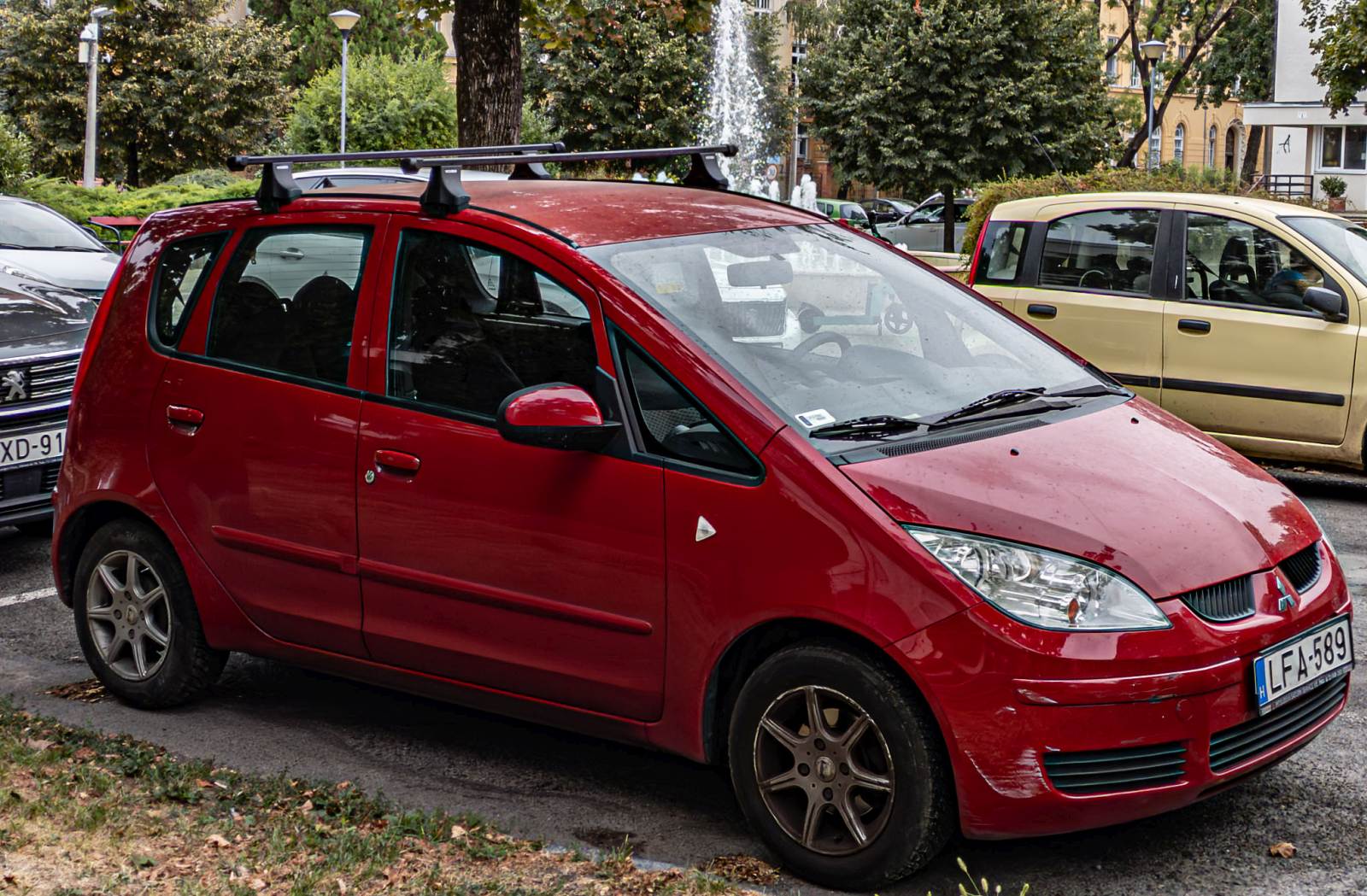 Mitsubishi Colt  Z30  Generation. In diesem Form wurde das Auto 2002-2008 gebaut als ein Facelift gemacht wurde. Foto: 05.2024.