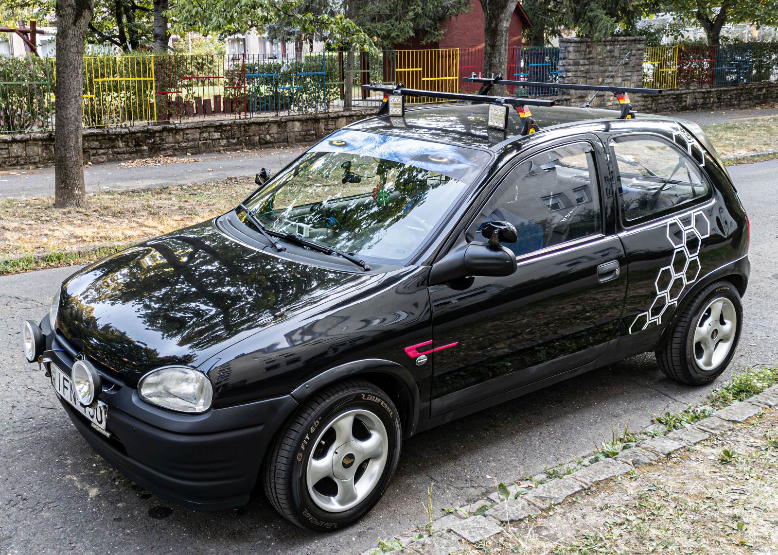 Opel Corsa B nett gestylt. Foto: August, 2024.