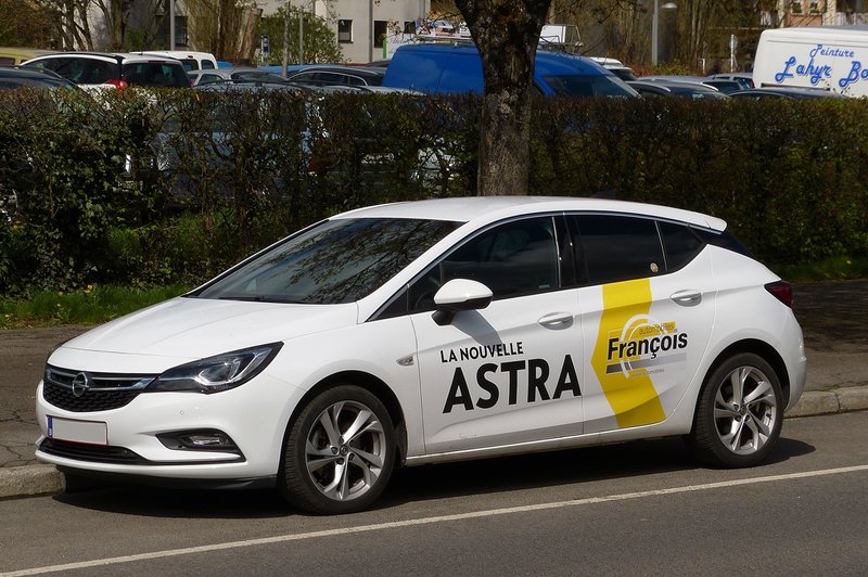 Der Neue Opel Astra Gesehen Am 16 04 16 Fahrzeugbilder De