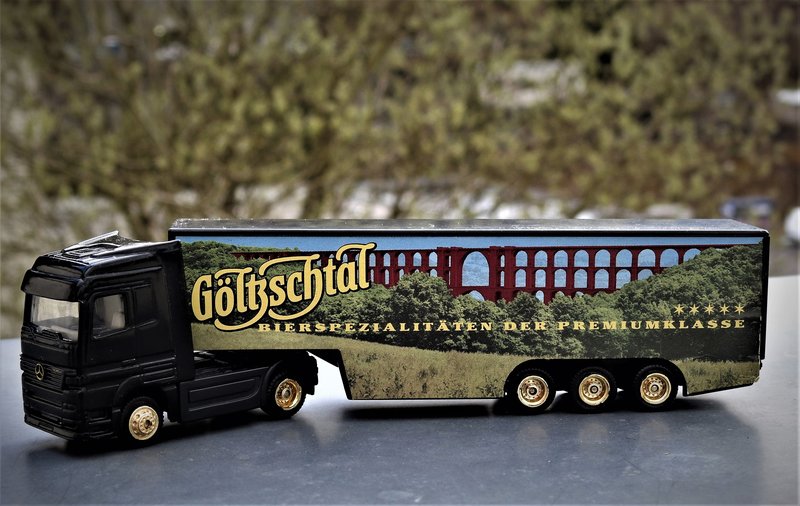 Werbetrucks 1:87 gut für die Modeleisenbahn u. in factory der Ausstellung