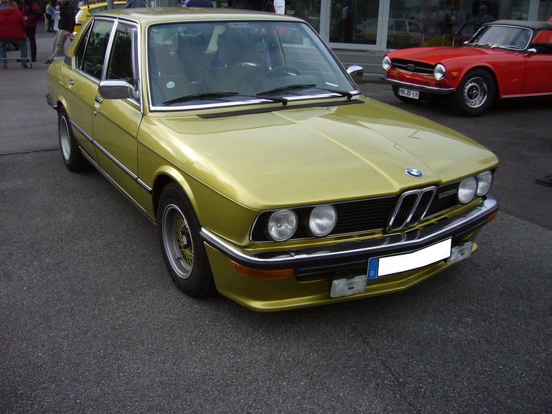 BMW E12 528i Automatic, wie er in den Jahren von 1978 bis 1981 produziert  wurde 
