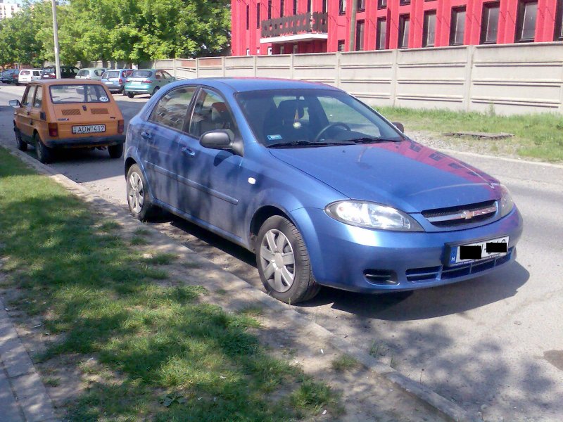 Chevrolet Lacetti.