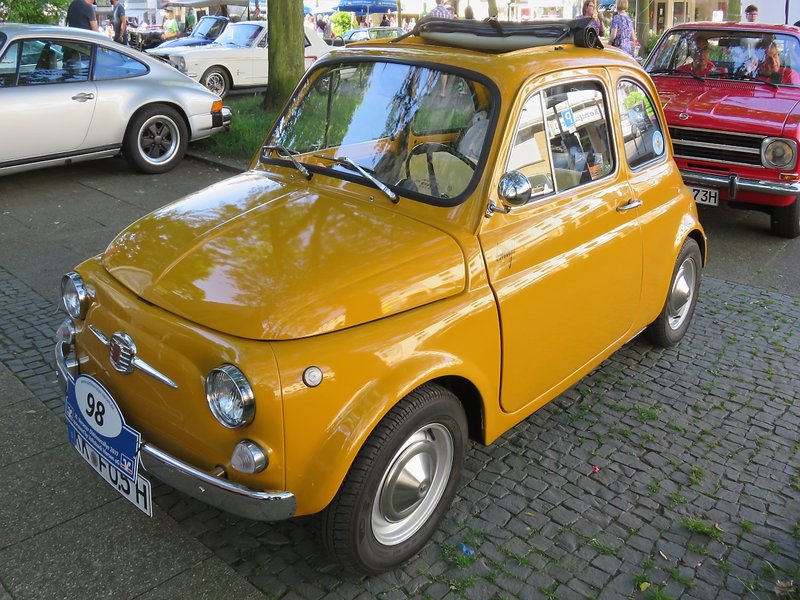 Fiat 500 Bei Der 29 Viersener Oldtimer Rallye Am 27 05 17 Fahrzeugbilder De