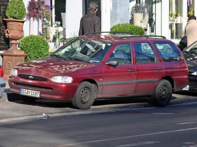 Ford Escort 7