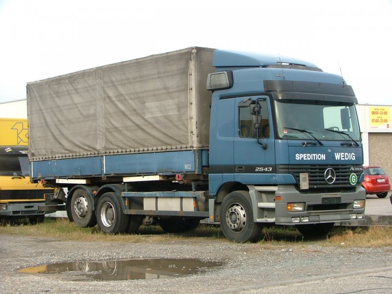 Mercedes-Benz Actros (07.10.09, Lorsch).