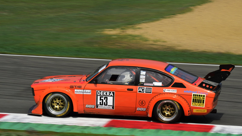 Opel Kadett Gte Tourenwagen Classics Golden Ara Der Dtm Der 80er Und 90er Beim Dtm In Zolder Supportrace Am 18 Mai 19 Fahrzeugbilder De