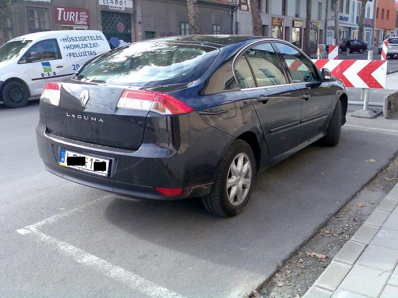 Renault Laguna, Heckansicht.