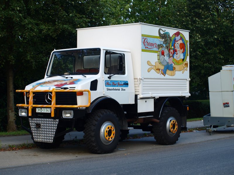 Schausteller-Unimog gesehen in Aachen