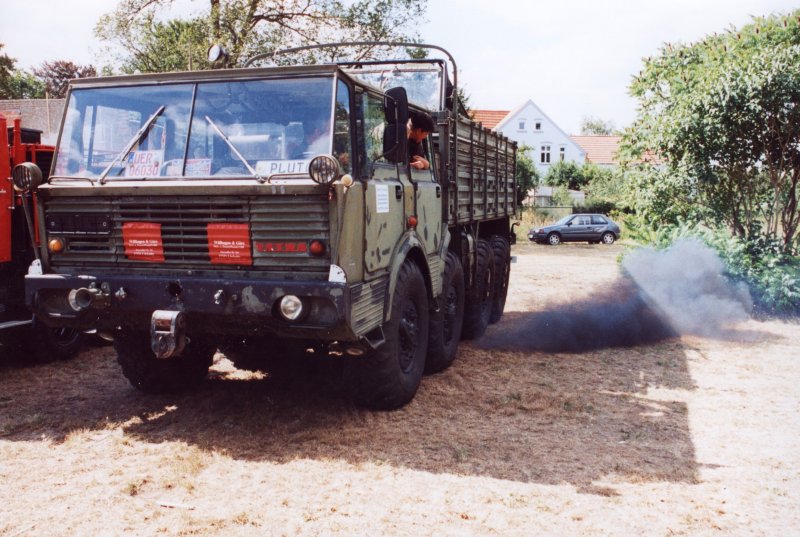 Tatra 813 beim Abgastest.