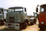 Video_Teil 3 von 3 // LIEBHERR Mobilkran LTM 11200-9.1 (?), LIEBHERR LTM 1500-8.1 (?) und CATERPILLAR CAT 323D im Einsatz. Während der Rückbauarbeiten kam ein weiterer schwerer Mobilkran der Fa. Mobi-Hub am Ostufer der Havel zum Einsatz. Da ...