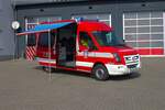 Feuerwehr Riedstadt Leeheim VW Crafter ELW (Florian Riedstadt 11) am 15.03.25 bei einen Fototermin. Danke für das tolle Shooting