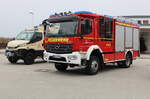 Mercedes Atego HLF 10 von der Feuerwehr Warnemünde stand am Vormittag vor dem Teepott.08.02.2025