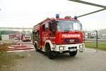 Feuerwehr Frankfurt am Main Unterliederbach IVECO Magirus LF10 am 29.10.22 bei der Herbstabschlussübung der Jugendfeuerwehren