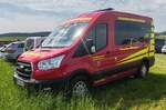 =Ford Transit als MTW der Feuerwehr GÄDHEIM-OTTENDORF steht im Mai 2024 auf dem Besucherparkplatz der RettMobil in Fulda