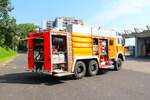 Feuerwehr Dietzenbach IVECO Rosenbauer TLF5000 (Florian Dietzenbach 4/49-1) am 20.07.24 bei einen Fototermin.