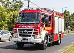 Rába-heros Aquadux 400 Feuerwehrfahrzeug. Basis ist der modifizierte Renault Midlum Gestell. Löschwassertankkapazität: 4000 Liter. Angetrieben wird das Löschfahrzeug durch den Renault DXi7 Motor, mit 290Ps Leistung. Fotografiert wurde er am 15.07.2024 in Budapest.