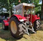 =Schlüter Super 850 steht auf der Ausstellungsfläche für Oldtimerfahrzeuge beim Bürgerfest  200 Jahre Landkreis Fulda  auf dem Gelände von Schloß Fasanerie im Juni 2022.