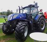 New Holland T7.300, war in Ettelbrück bei der Landwirtschaftsmesse ausgestellt.