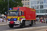 LKW Mercedes Benz mit Kastenaufbau, des CGBDIS, Wasserrettung, nahm an der Militrparade in der Stadt Luxemburg teil.