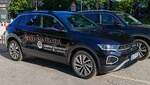 =VW Tiguan der KÜSTENGARAGE steht in Mai 2024 in Hamburg