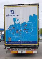 =Heckansicht des Krone-Gigalineraufliegers zeigt die Betriebsstandorte der Firma SCHUMACHER, 04-2024 