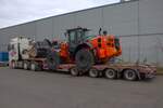 MAN TGX mit HITACHI ZW250 Radlader am 16.02.25 in Hanau Hafen