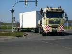 Dieser MAN-LKW bog am 24.April 2009 auf die B96 bei Bergen/Rgen.