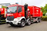 Feuerwehr Langenselbold Mercedes Benz Arocs WLF Kats Kran(Florian Langenselbold 1-67-1) mit AB-Logistik am 18.08.24 am Tag der offenen Tür 