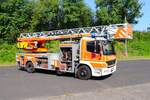 Feuerwehr Dietzenbach Mercedes Benz Atego DLK23/12 (Florian Dietzenbach 4/30-1) am 20.07.24 bei einen Fototermin. Danke für das tolle Shooting
