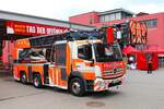 Berufsfeuerwehr Frankfurt am Main Mercedes Benz Atego Reserve DLK 23/12 am 21.07.24 in Frankfurt am Main beim Tag der offenen Tür der Wache 40