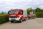 Feuerwehr Riedstadt Leeheim Mercedes Benz Atego LF10 mit Boot am 18.08.24 beim Grillfest