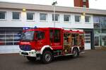 Feuerwehr Rödermark Urberach Mercedes Benz Atego LF10 Kats (Florian Rödermark 2/43-1) am 25.01.25 bei einen Fototermin.