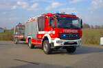 Feuerwehr Riedstadt Leeheim Mercedes Benz Atego LF10 (Florian Riedstadt 4/43) mit Rettungsboot am 15.03.25 bei einen Fototermin.