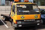 Mitsubishi Canter (fünfte Generation) Autotransporter/Schlepper, des ungarischen Autoclubs.