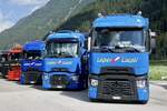 Vier Renaults von Leiser Loosli die am 14.7.24 auf dem Flugplatz Ambri beim Trucker Treffen stehen.