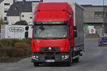 Renault LKW mit Pritschenaufbau, fuhr mir Anfang November vor die Linse.