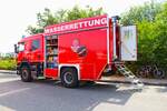 Wasserrettungszug des Main Taunus Kreis mit Scania GW-Wasserrettung bei der 100 Jahre Feuerwehr Kelkheim Münster Feier am 29.06.24