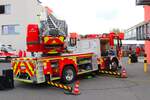 Nagelneue Feuerwehr Hanau Mitte Scania P280 Magirus DLK23/12 (Florian Hanau 1-30-2) am 25.08.24 beim Tag der offenen Tür