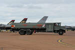 Dieses Oshkosh A/S32 R-11 Flugfeldbetankungsfahrzeug war Mitte Juli 2024 in Fairford zu sehen.