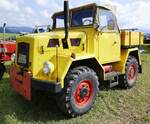 Kramer Allrad 800, Straßenzugmaschine, 6-Zyl.Diesel, 5100ccm, 80PS, Bauzeit 1960-65, Schleppertreffen St.Peter, Aug.2024 