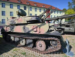 Die Selbstfahrlafette ZSU-23-4  Schilka  ist ein Flugabwehrkanonenpanzer zur Bekämpfung niedrig fliegender Ziele und leicht gepanzerte Bodenziele. (Museum für Luftverteidigung Koszalin (Köslin), September 2024)