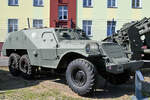 Der BTR-152 ist ein Schützenpanzerwagen sowjetischer Herkunft auf Basis des Fahrgestells des Lastwagens ZIS-151. (Museum für Luftverteidigung Koszalin (Köslin), September 2024)