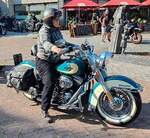 =Harley Davidson steht abfahrbereit zur geführten Tour vom Konrad-Zuse-Hotel in Hünfeld, 08-2024